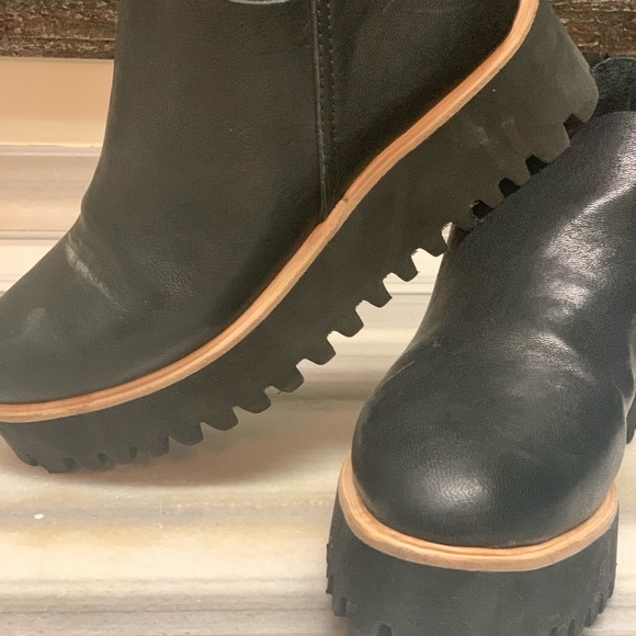 All black platforms. Euro 39.5 - Picture 6 of 6